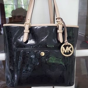 Michael Kors pocketbook